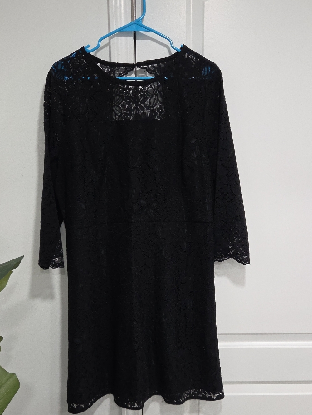 LOFT Black Lace Long-Sleeve Sheath Dress